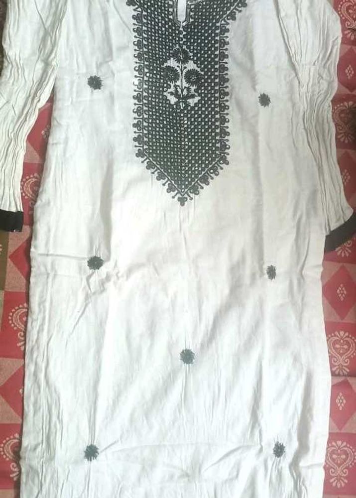 White Colour Ka Kurta Length 39