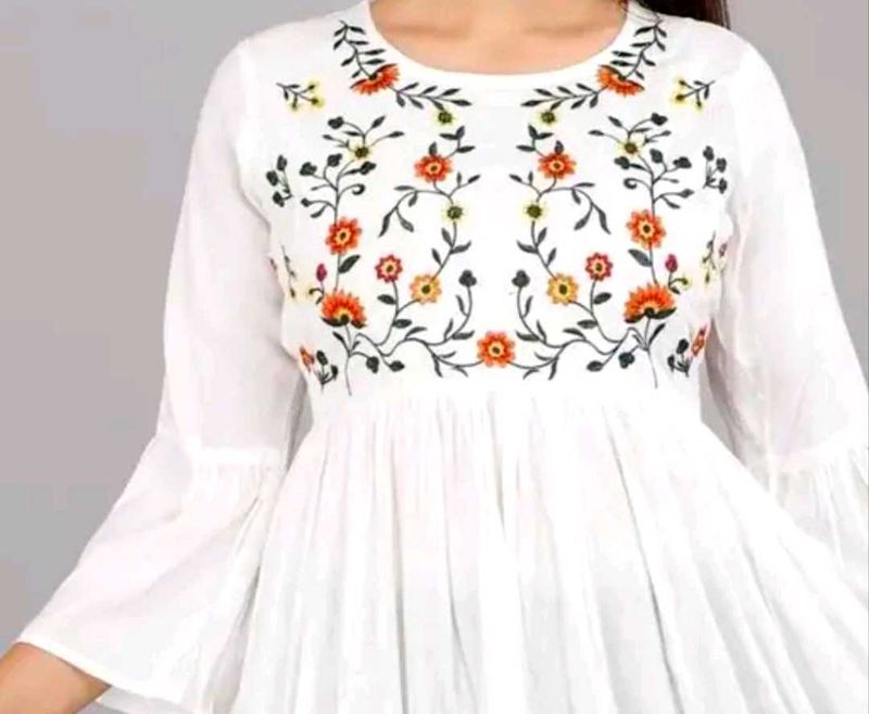 White Embroidered Bell Sleeve Tunic