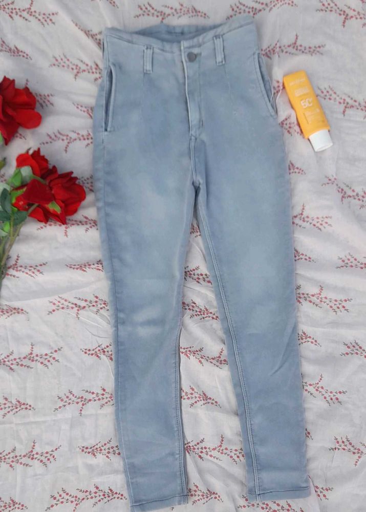 Light Wash Denim Jeans