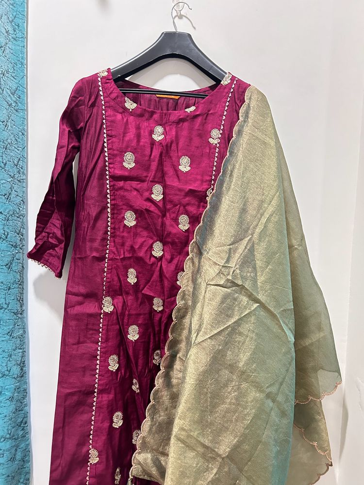Indo Era Women Kurta Set