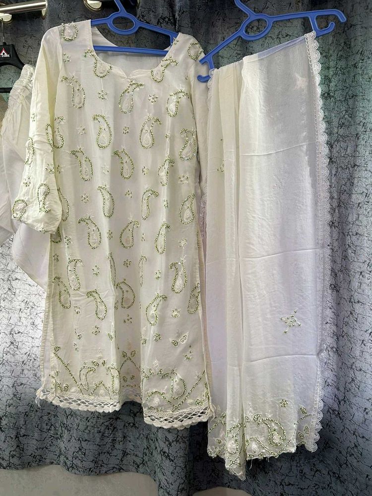White Embroidered Salwar Kameez With Dupatta