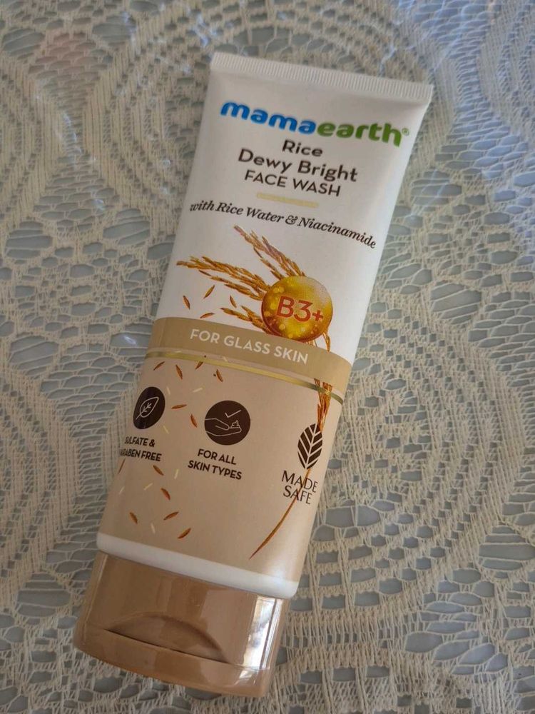 Mamaearth Rice Bright Face Wash