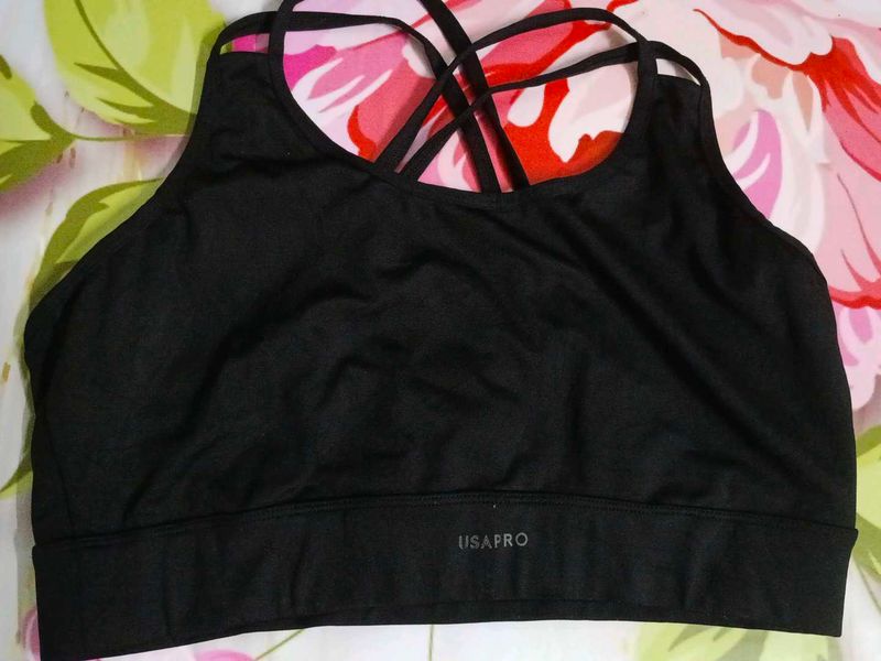 (1098)USA Pro Black Sports Bra