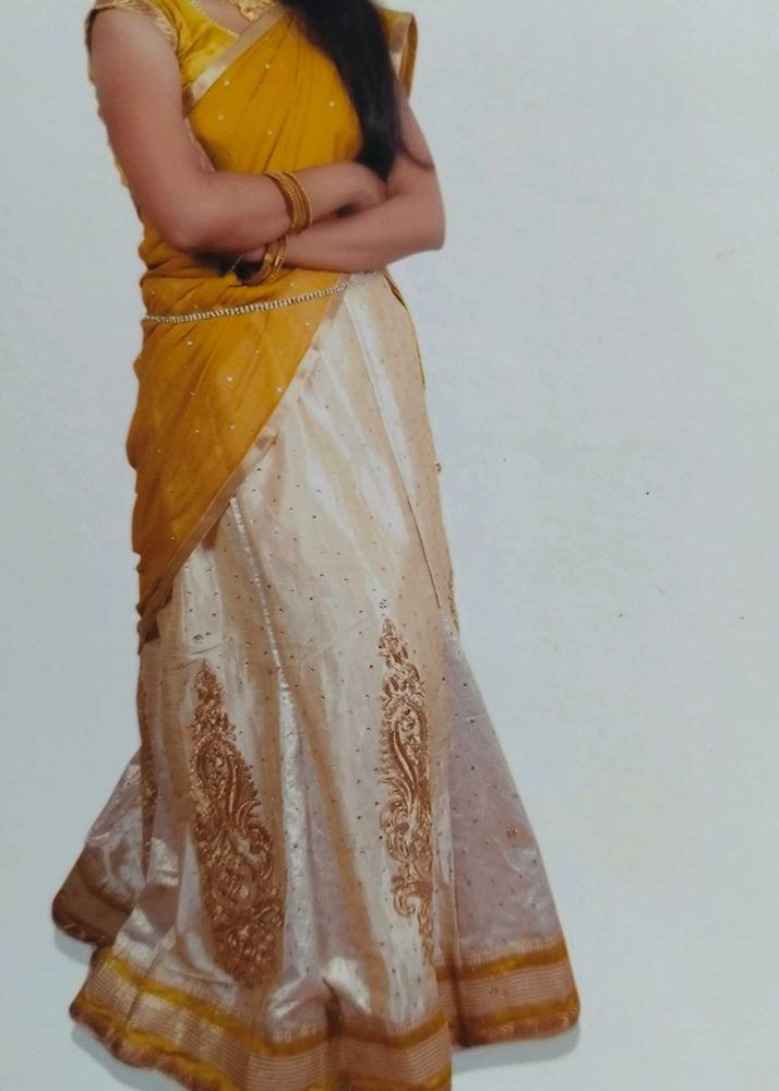 Elegant Ethnic Lehenga Choli Set