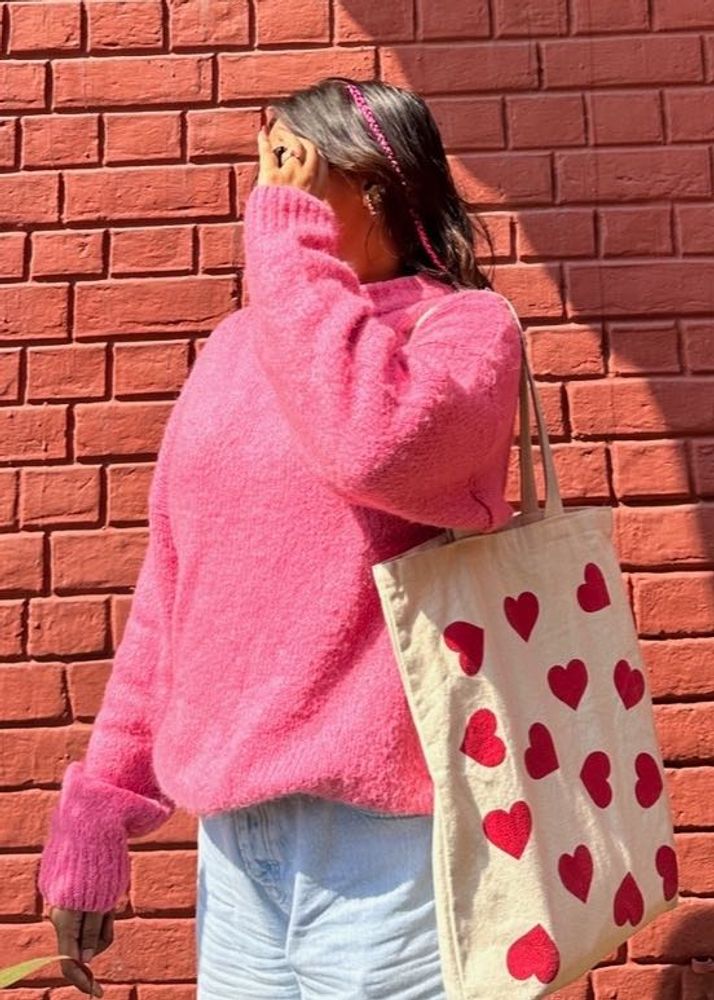 pink sweater