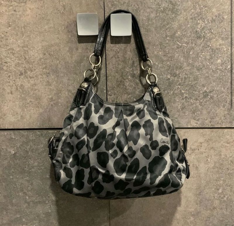 Coach Hobo with multiple compartments and zippers