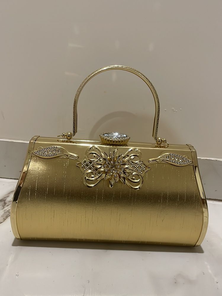 Golden Handbag 👜