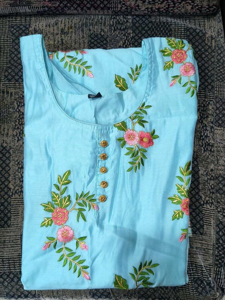 Elegant Embroidered blue Kurta Set(New)