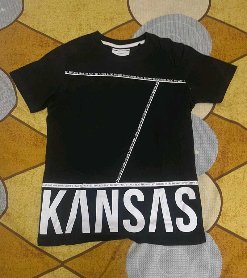 Stylish Black Graphic Tee