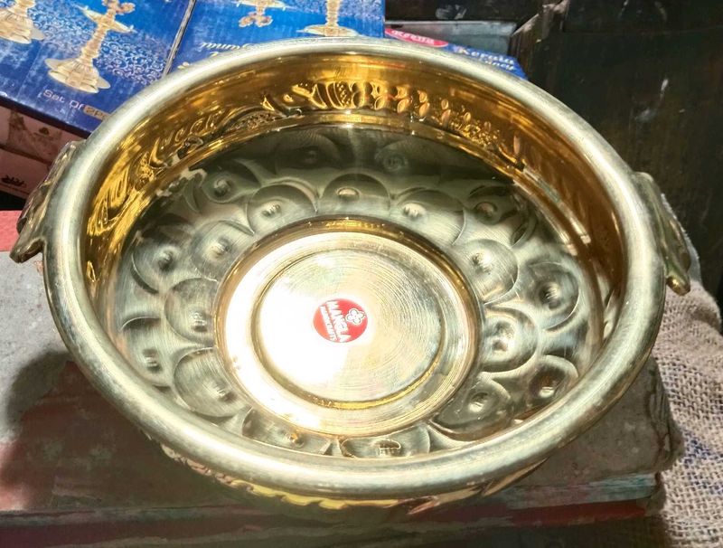 NEW DECORATIVE PURE  BRASS URI BOWL