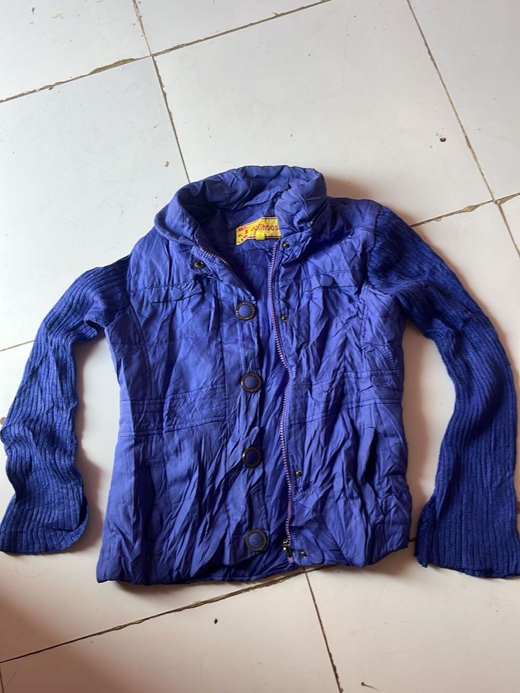 Unique Blue Knit Sleeve Jacket