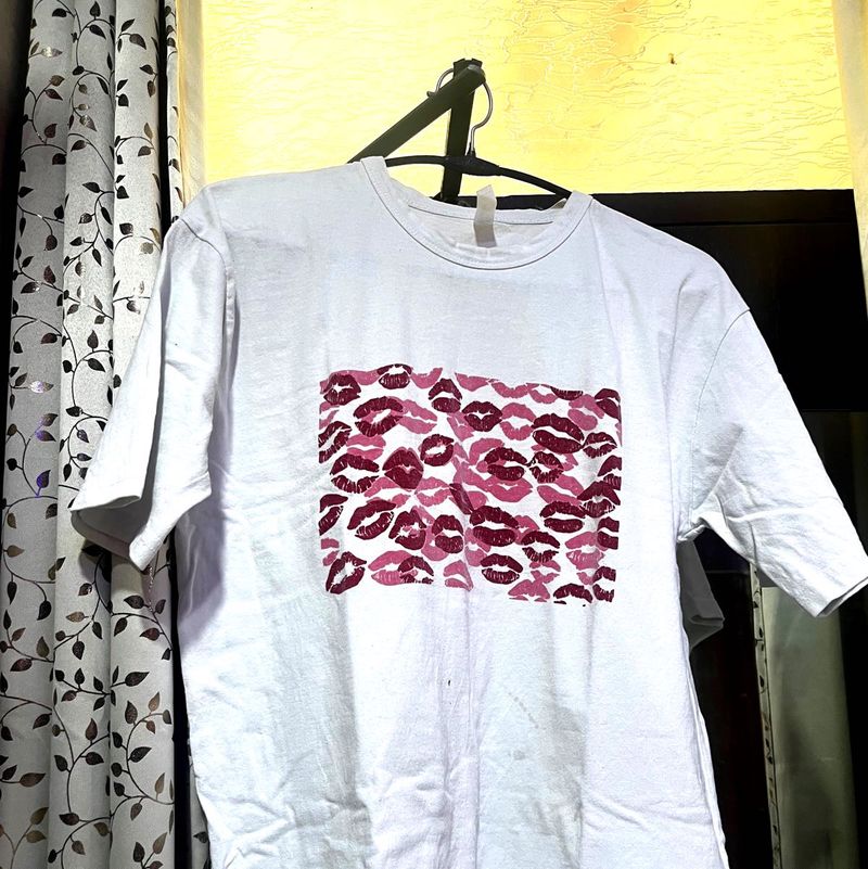 Kiss Print Tee