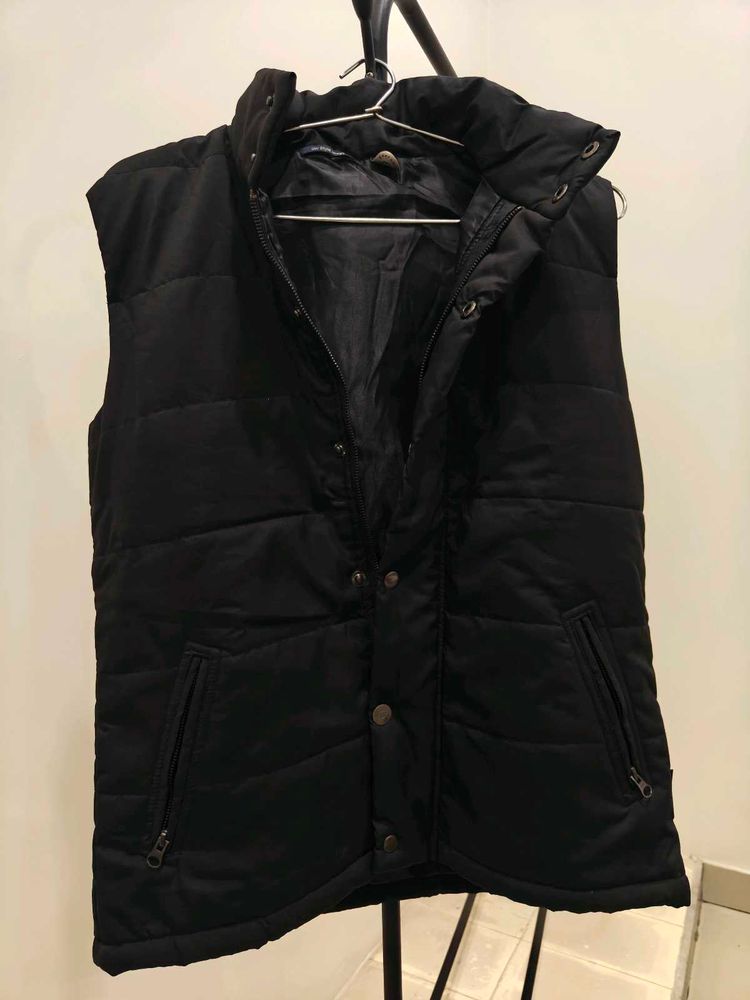 Sleeveless Padded Jacket