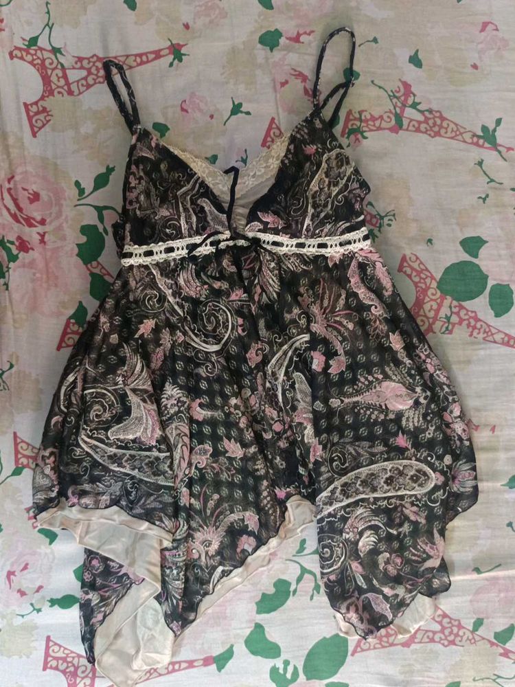 Pinteresty Y2K Top