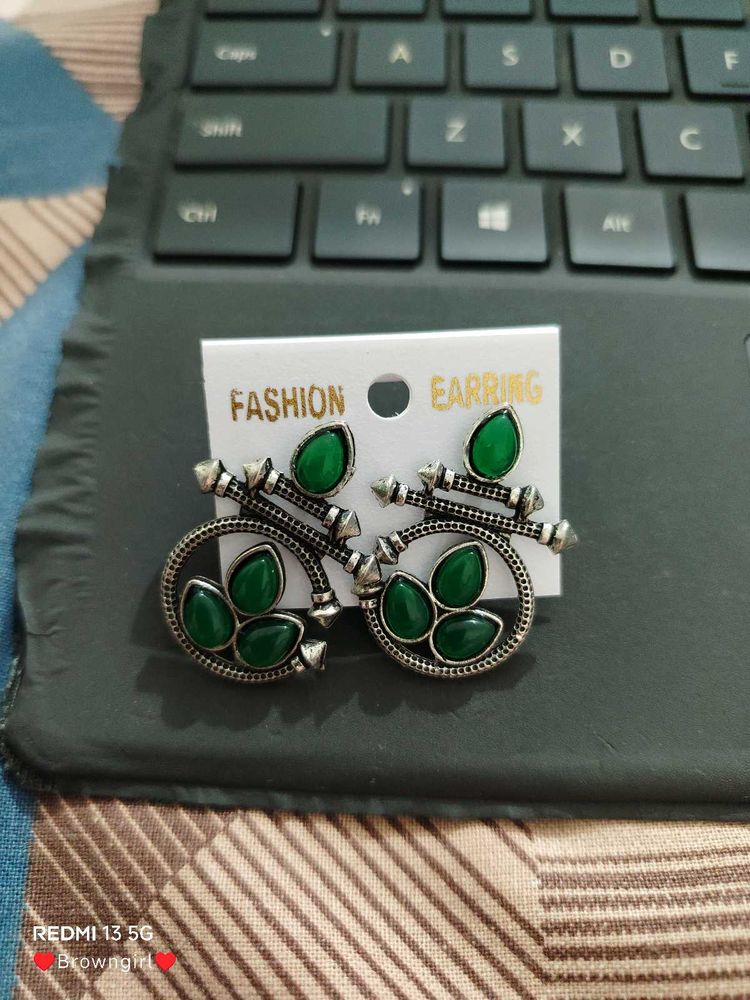 Green Stone Fashion Earrings