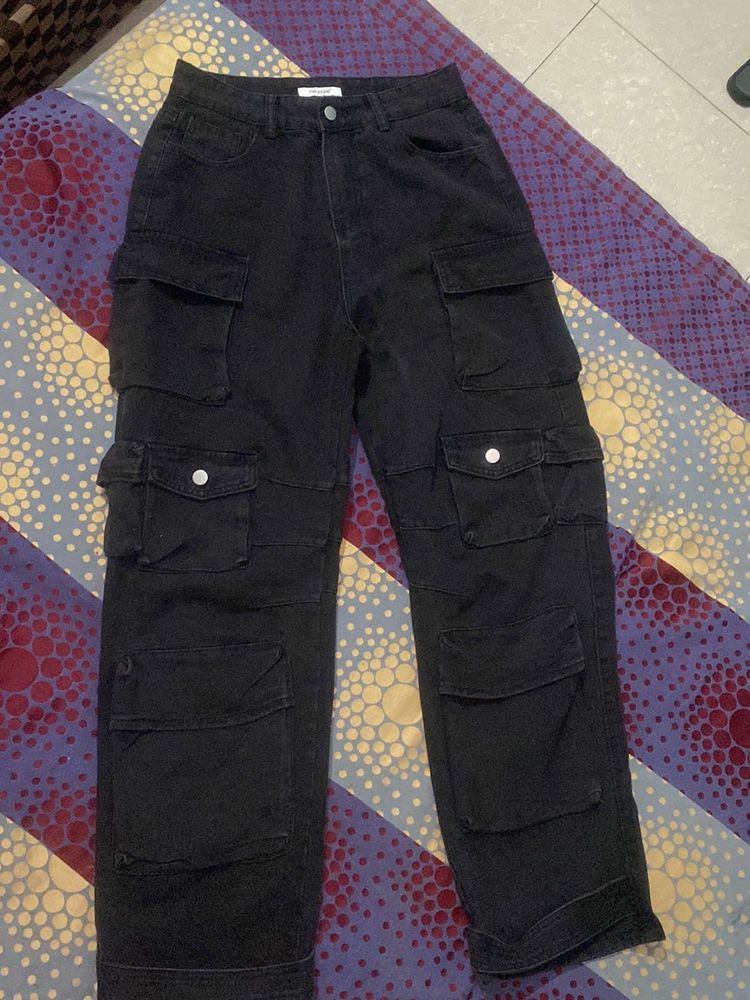 Black Cargo Jeans