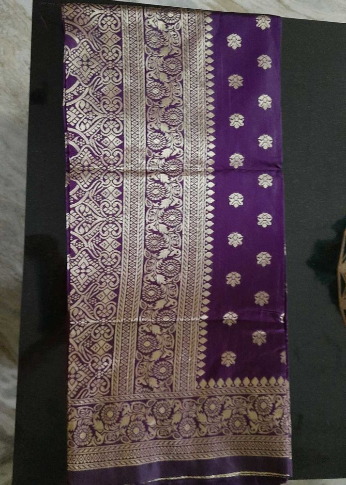 Purple Saree With Blouse Piece