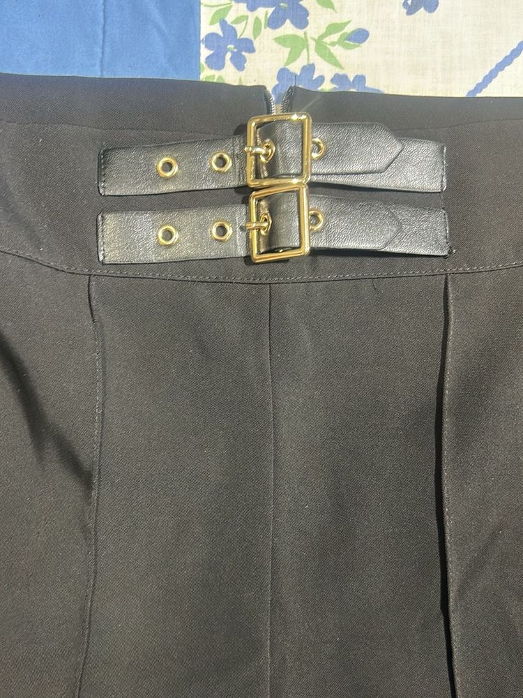 Black Buckle Detail Pants