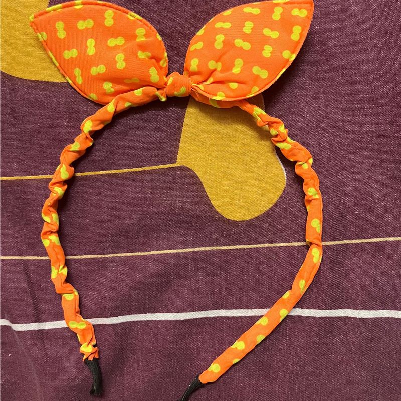 Hair Band With Knot