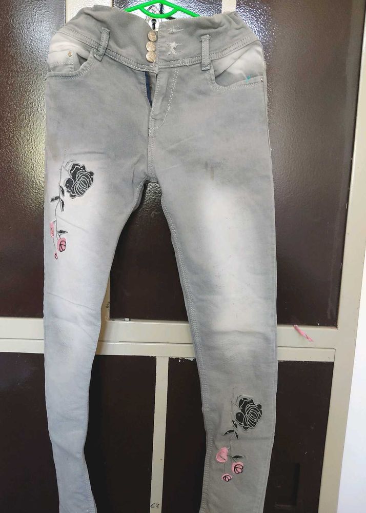 Embroidery Jeans