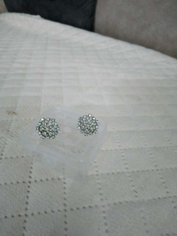 Sparkling Stud Earrings