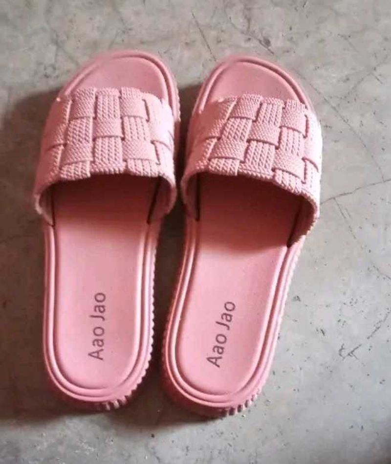 Two Slipper 🥿🥰