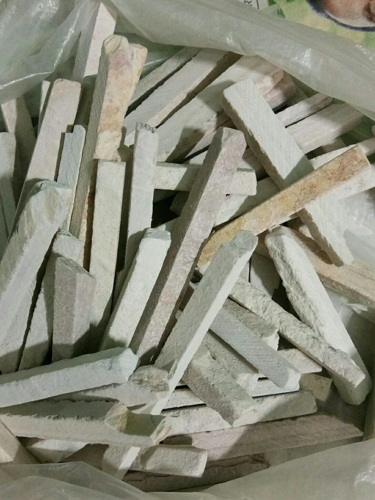 Slate Pencils Crumbs