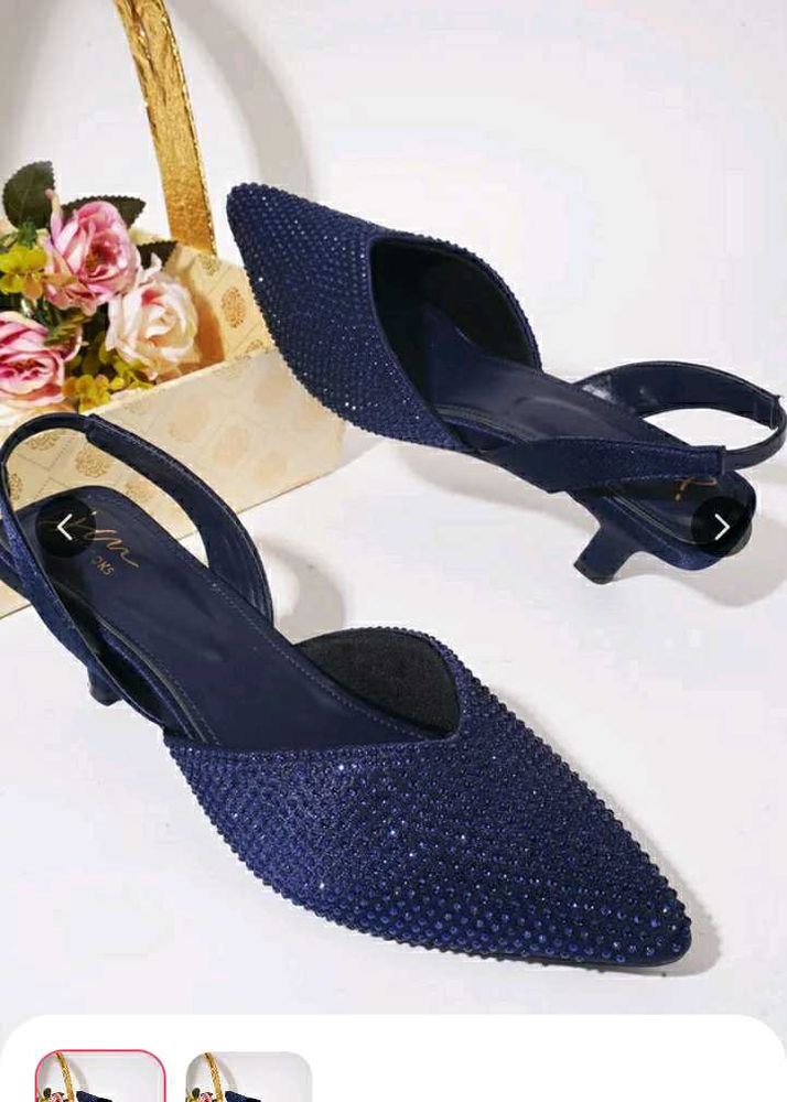 JM Looks pointed toe kitten pumps