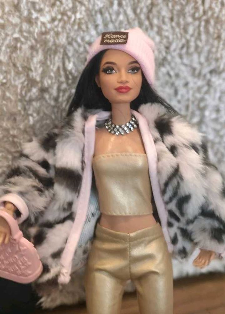 Barbie doll cute clothes set