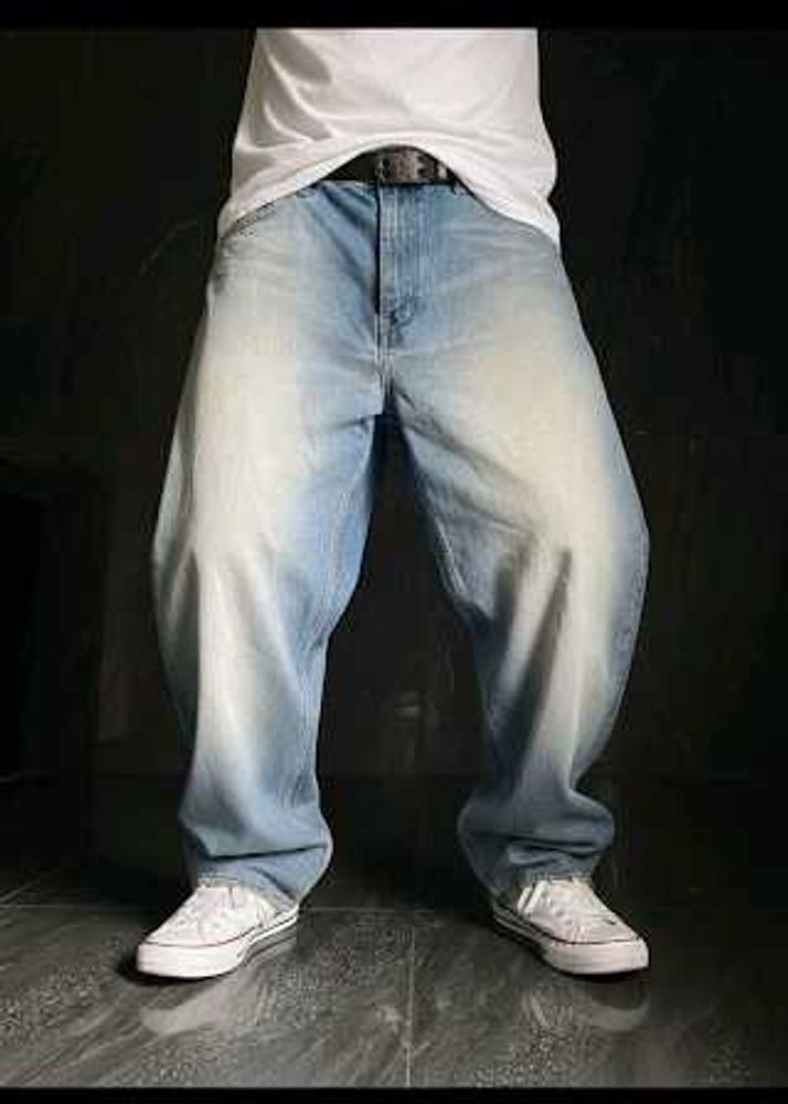 loose baggy jeans