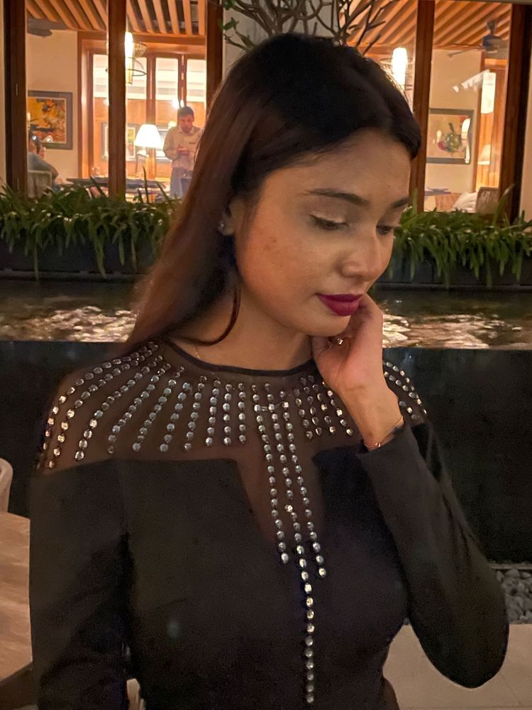 Elegant Black Party Dress