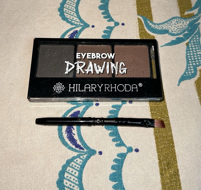 Hilary Rhoda Eyebrow Drawing