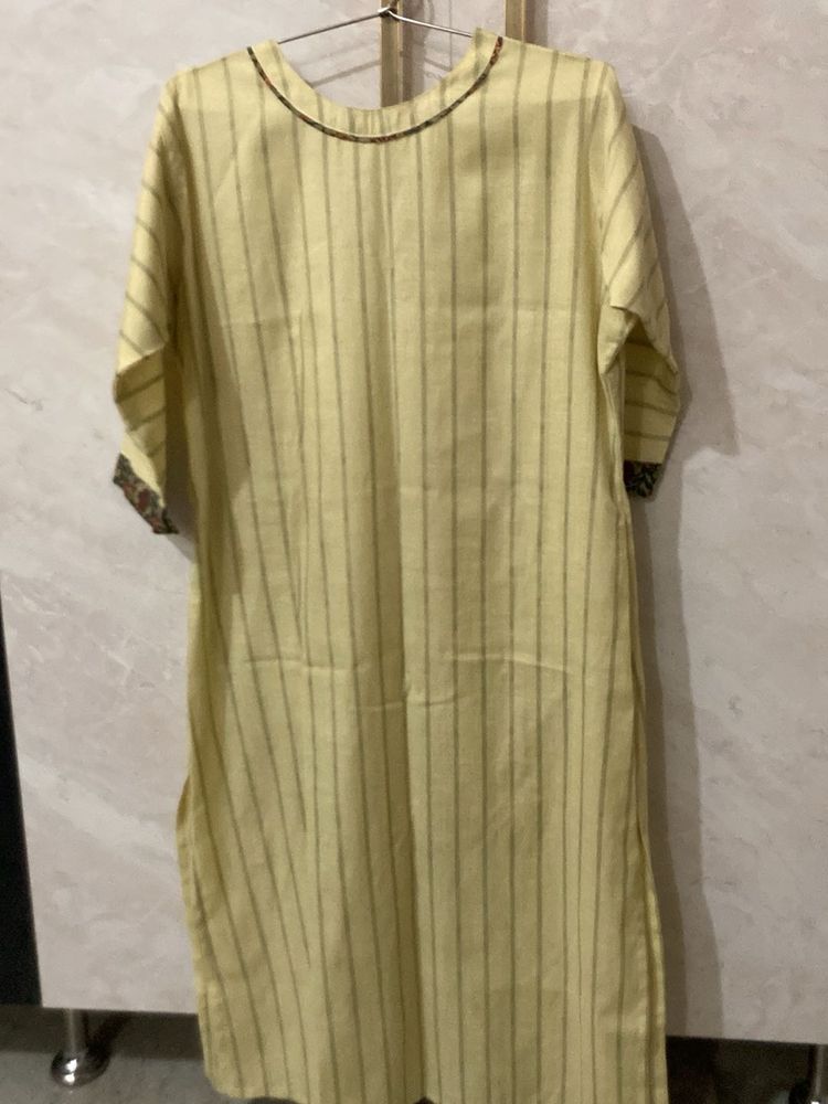 Elegant Striped Kurta