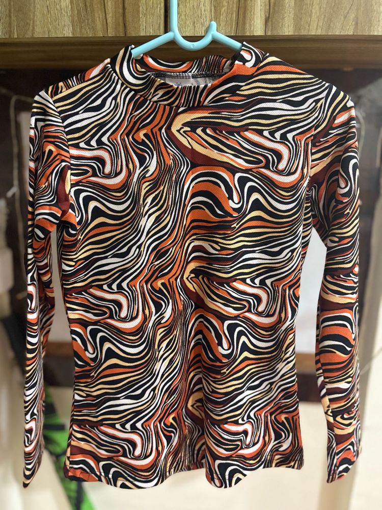 Patterned Long Sleeve Top