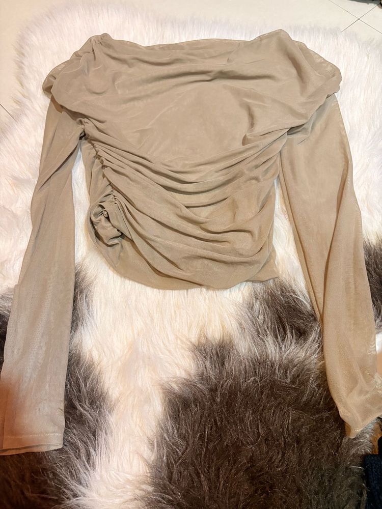 Ruched Long Sleeve Top