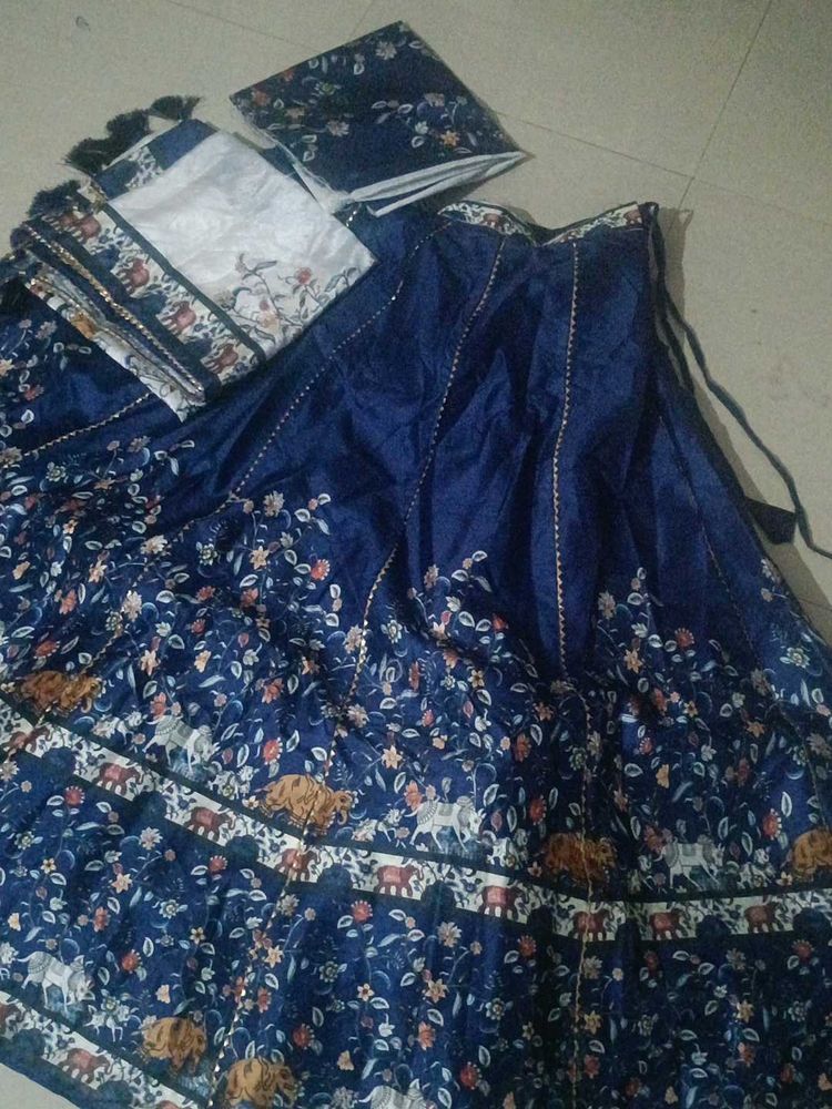 Lahenga With Unstitched Blouse &amp; Dupatta..