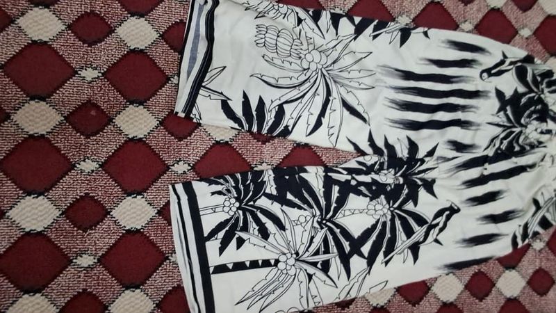 Printed black nd white cord set from uae