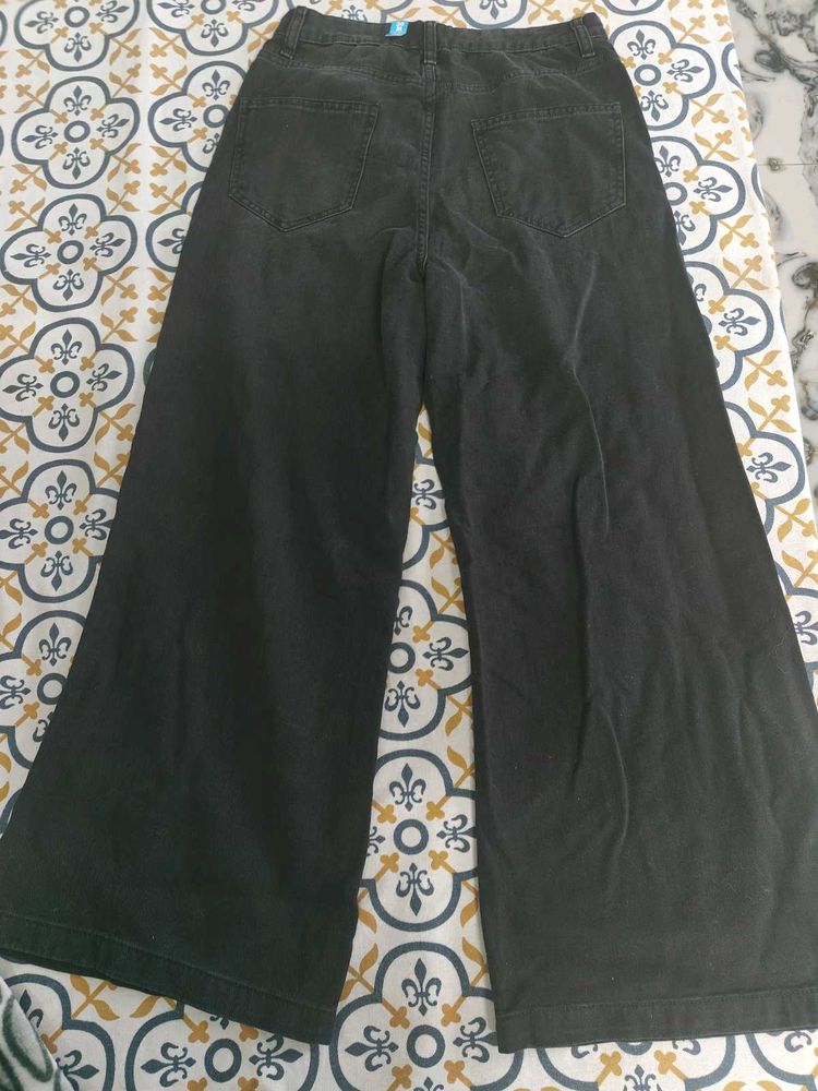 Wide Leg Jeans 🏷️