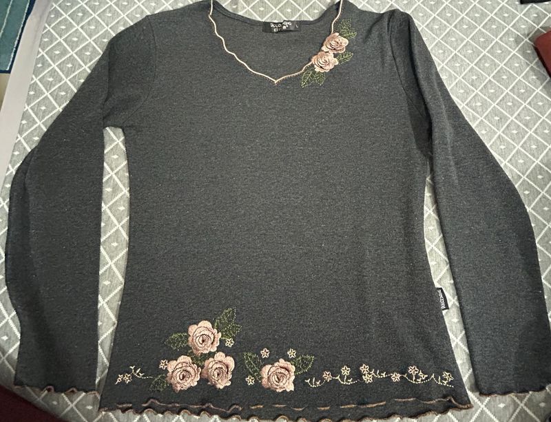 Floral Embroidered Long Sleeve Top