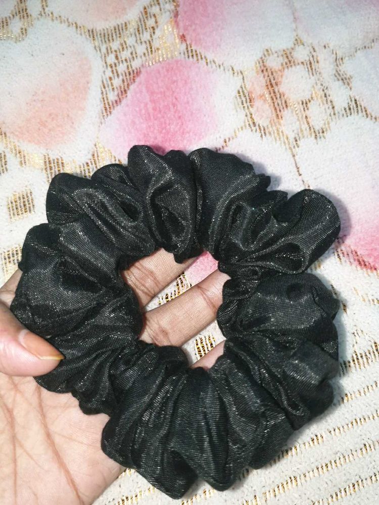 Black Scrunchie