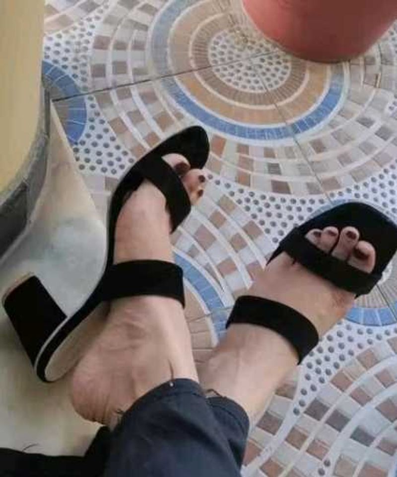 Chic Black Heeled Sandals