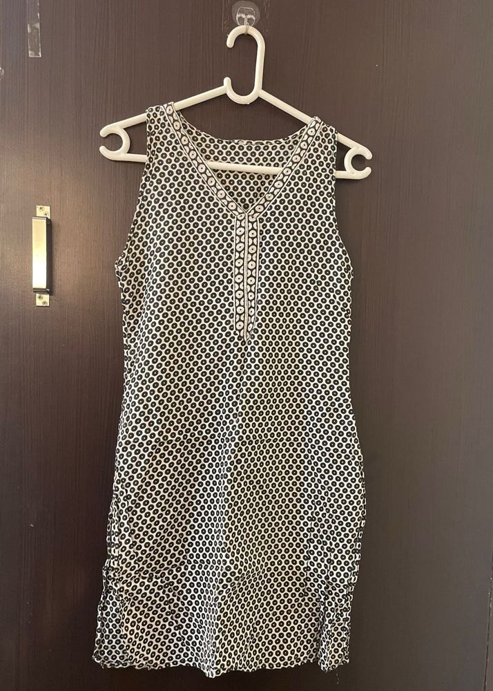 Black And White Printed Kurti