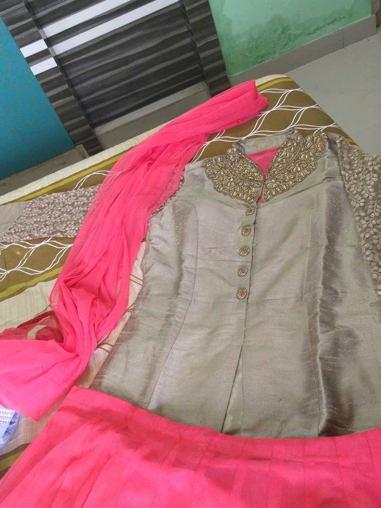 gown with skirt