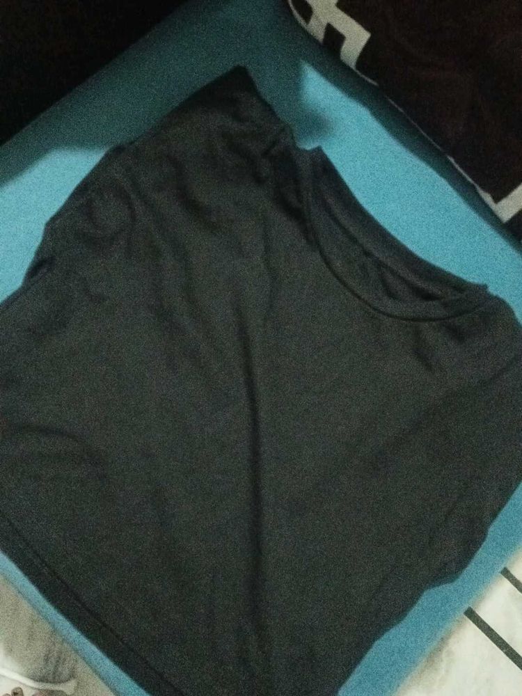 Simple Black T-Shirt