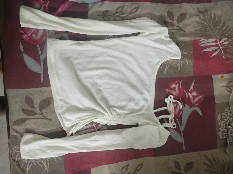 Stylish Fitted Full Sleeve Top