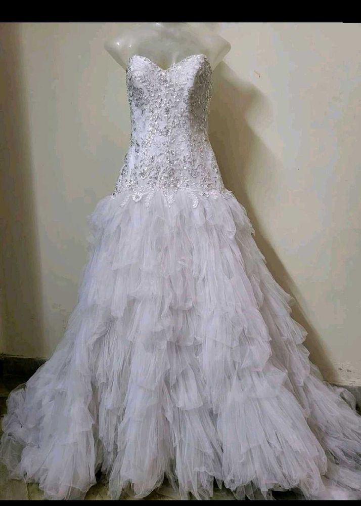 WHITE TUELLE GOWN🌷✨