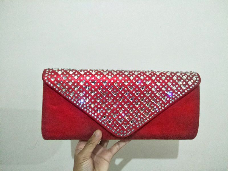 Red Clutch 🍒
