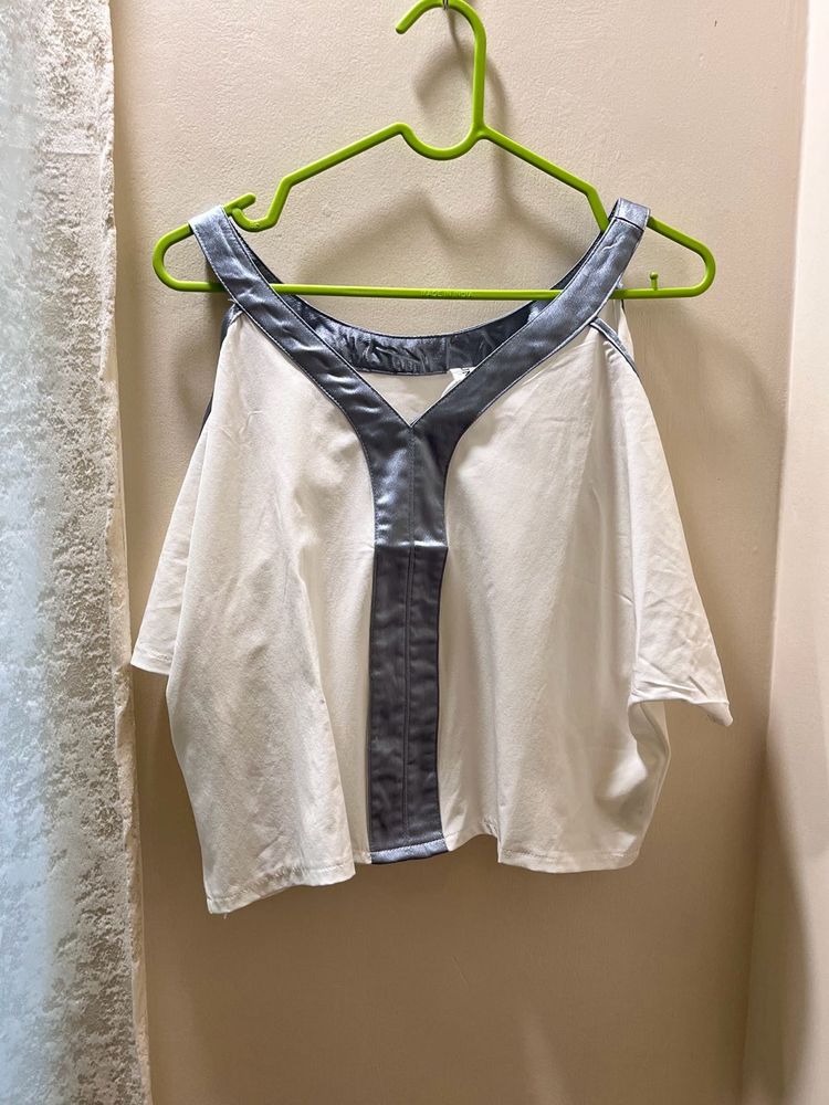 Chic White &amp; Silver Top