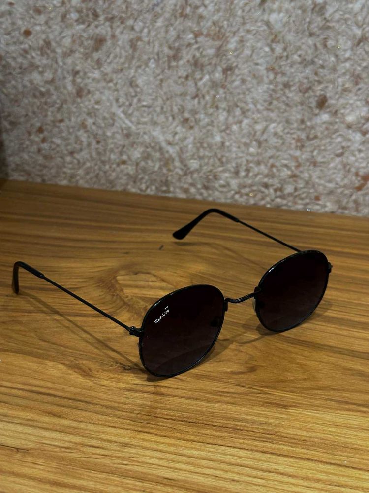Black Round Sunglasses 😎