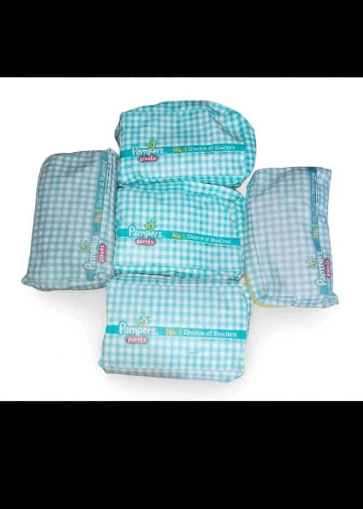 4 Pampers Pouch Combo